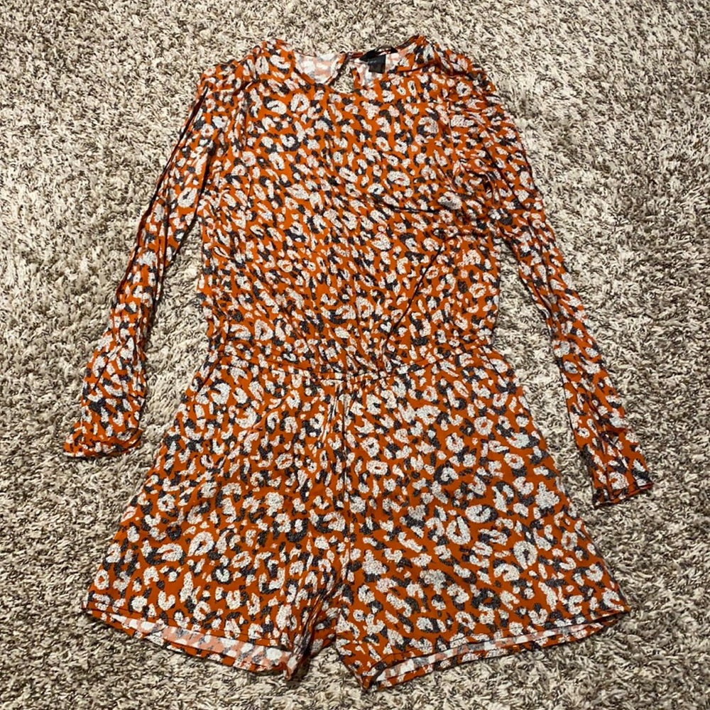 Long sleeve rompers size 4❤️